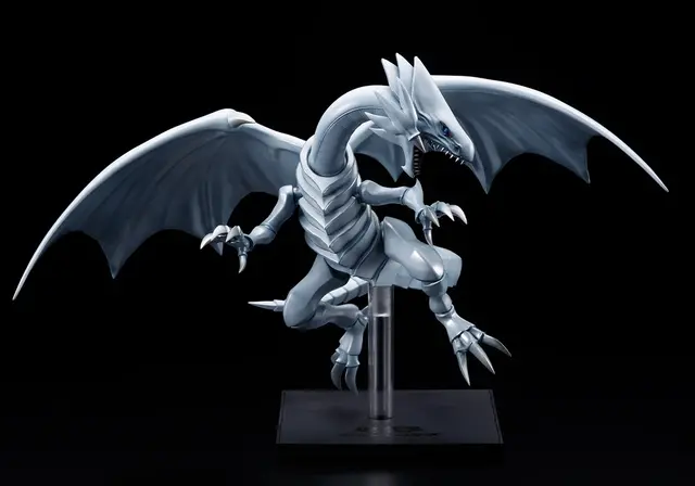 「遊戯王」より「青眼の白龍」が新ブランド「OSHI WORKS」で立体化！リーズナブルながらもハイクオリティ、専用台座にも注目