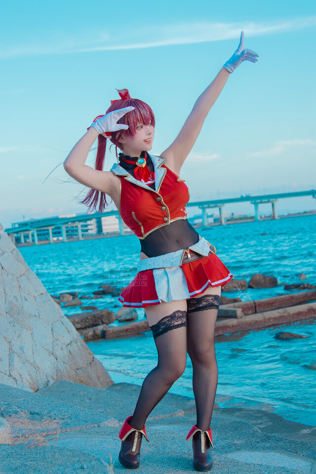 宝鐘マリン「ホロライブ」／るーみ（X：@love1loooomy）、撮影：まさる（X：@masaru_cos）