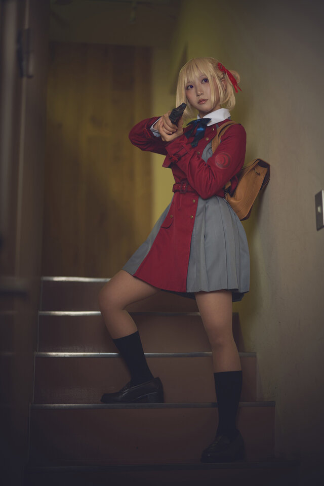 錦木千束「リコリス・リコイル」／中野べこ（X：@bacon1007cos2nd）、撮影：ダリ（X：@dali_cameko）
