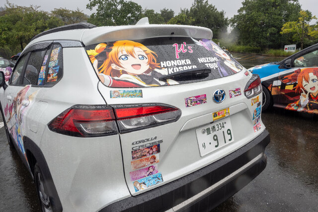 「アイマス」「ラブライブ」「バンドリ」の痛車が集結！キラキラした姿に注目【第九回 天下無双 東西最強痛車決戦 フォトレポ】