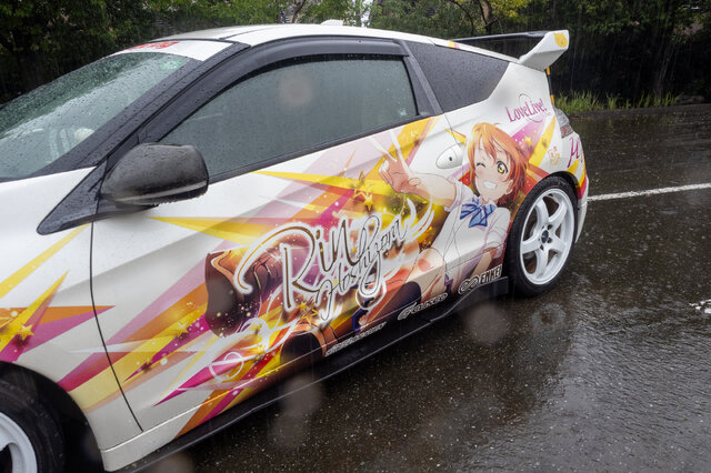 「アイマス」「ラブライブ」「バンドリ」の痛車が集結！キラキラした姿に注目【第九回 天下無双 東西最強痛車決戦 フォトレポ】
