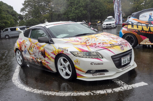 「アイマス」「ラブライブ」「バンドリ」の痛車が集結！キラキラした姿に注目【第九回 天下無双 東西最強痛車決戦 フォトレポ】