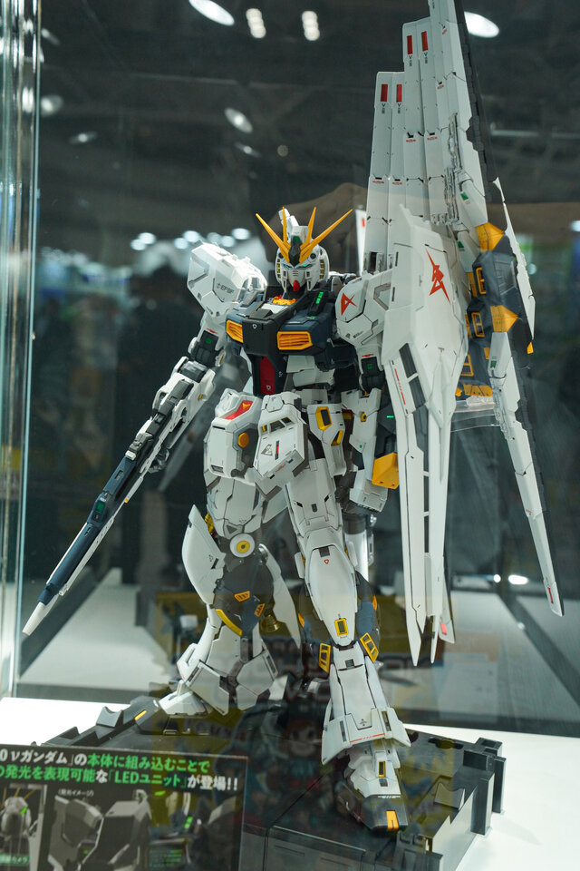 「PGU νガンダム」から「フルアーマーZZガンダム Ver.Ka」、「グスタフ・カール00型」まで、宇宙世紀を駆け抜けたMSの展示が熱い！【イベントレポート】