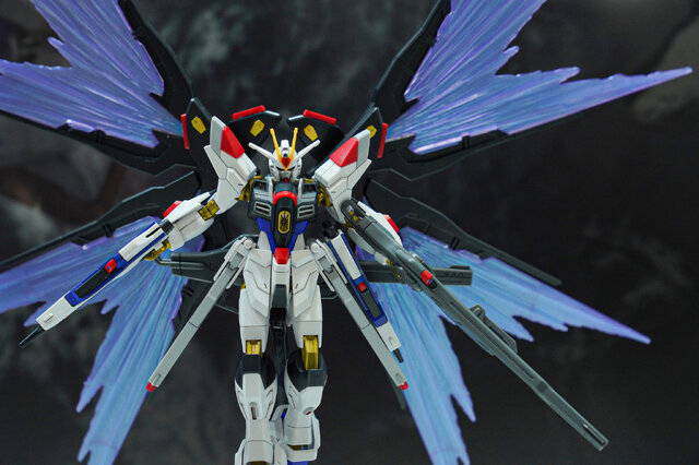 「HG ストフリ弐式」に「サンドロック改」、ガンダム45周年の「初音ミク×ダブルオーガンダム」フィギュアまで新作目白押し！【イベントレポート】