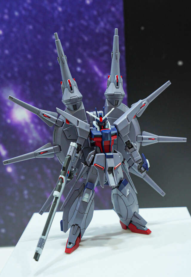 「HG ストフリ弐式」に「サンドロック改」、ガンダム45周年の「初音ミク×ダブルオーガンダム」フィギュアまで新作目白押し！【イベントレポート】