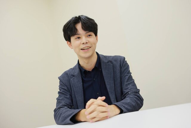 難解な局面を親切&分かりやすく伝えるテク―『シャドバ』公式大会でお馴染みの解説陣「まる」×「海老原」が語るこだわりと、配信がもっと楽しくなる裏側