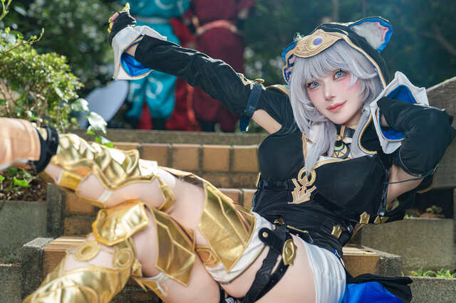 サフェル『崩壊:スターレイル』／壱村 あん（X：@ancho_cos）