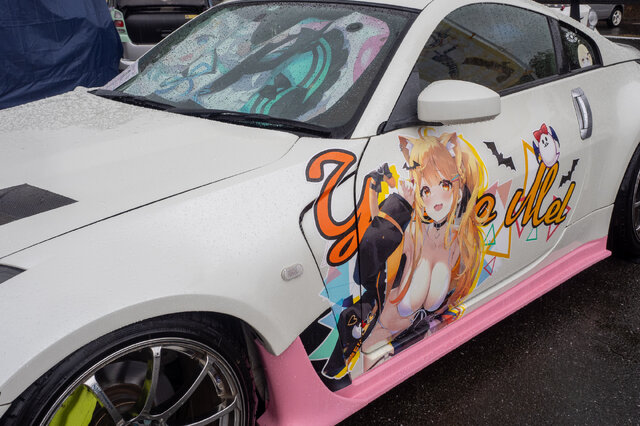 ベンツやレクサス、往年のスポーツカーまで集結！雨に負けじと会場を盛り上げた痛車まとめ【第九回 天下無双 東西最強痛車決戦 フォトレポ】