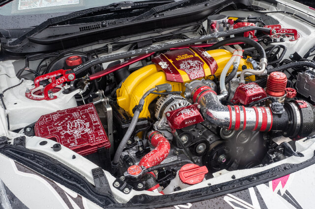 ベンツやレクサス、往年のスポーツカーまで集結！雨に負けじと会場を盛り上げた痛車まとめ【第九回 天下無双 東西最強痛車決戦 フォトレポ】