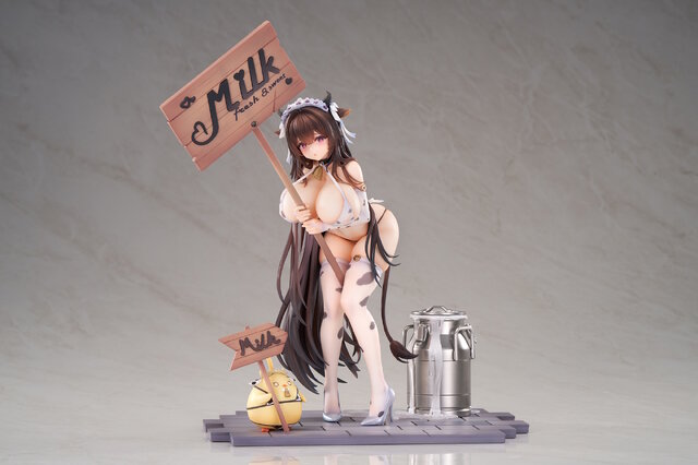 目のやり場に困るミルクメイド柄ビキニ…！『アズレン』より「樫野」が着せ替え衣装「フレッシュ＆スウィート！」の姿で立体化