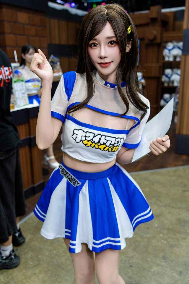 『ホワイトアウト・サバイバル』／零崎沙耶（X：@zerozakisaya）