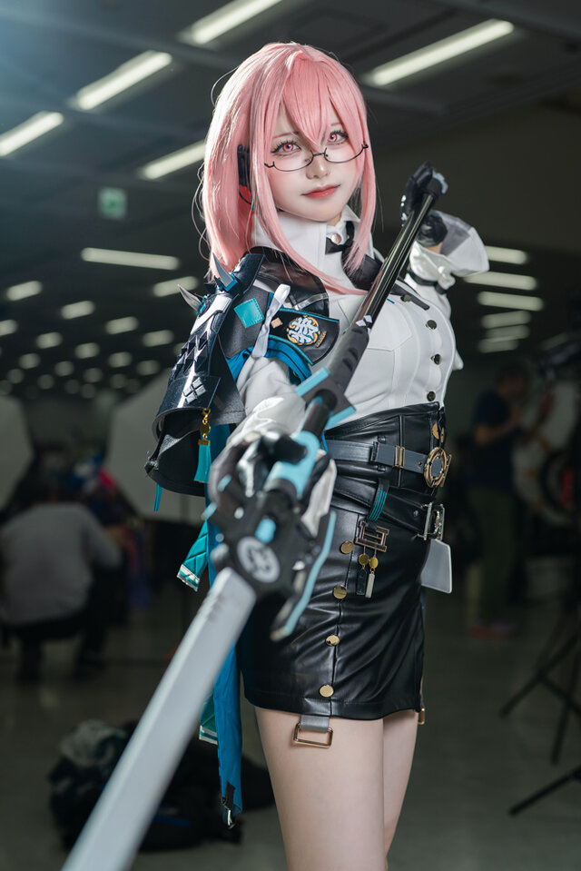 月城柳『ゼンレスゾーンゼロ』/錆(X:@_OosabioO_)