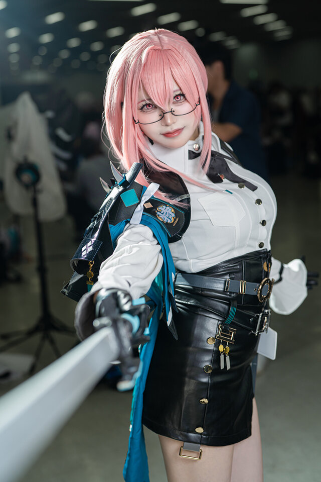 月城柳『ゼンレスゾーンゼロ』/錆(X:@_OosabioO_)