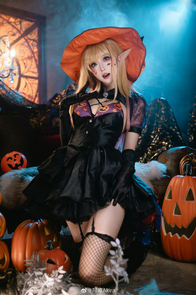 喜多川海夢「その着せ替え人形は恋をする」／阿昭Akira（Weibo：@阿昭Akira）