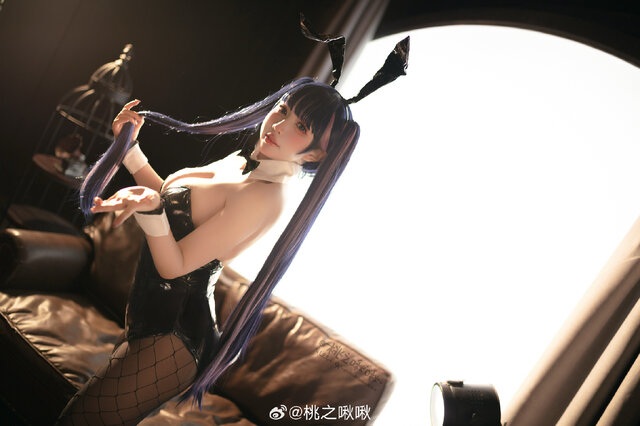 バニーガール／桃之啾啾（Weibo：@桃之啾啾）