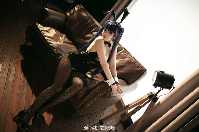 バニーガール／桃之啾啾（Weibo：@桃之啾啾）