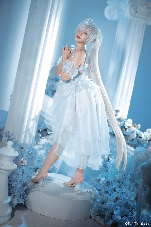 シンデレラ／Cien恩恩（X：@Cien_jiangsien、Weibo：Cien恩恩）