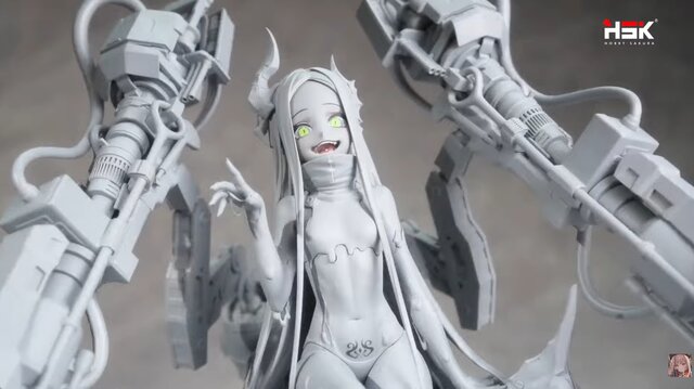 『勝利の女神:NIKKE』「ラピ：レッドフード」と「ベヒモス」が作中シーンを再現するフィギュアに！“ニケ創造の謎”に迫る展覧会など、ゲーム外展開もアツい