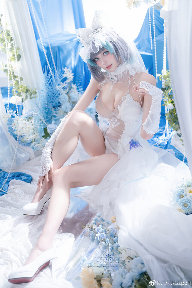 チェシャー『アズールレーン』／几何尼亞 poii（Weibo：几何尼亞 poii）