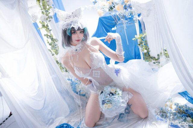 チェシャー『アズールレーン』／几何尼亞 poii（Weibo：几何尼亞 poii）