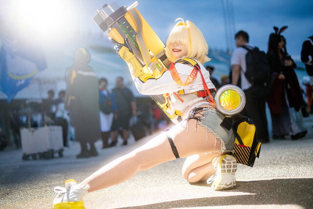 エレグ『勝利の女神：NIKKE』／Kadorin 仁美（Instagram：kadorin.hitomi）【タイ】