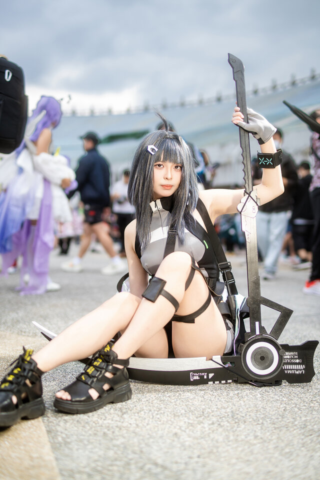 ラ・プルマ『アークナイツ』／牧七（Instagram：makina_cosplay）【台湾】