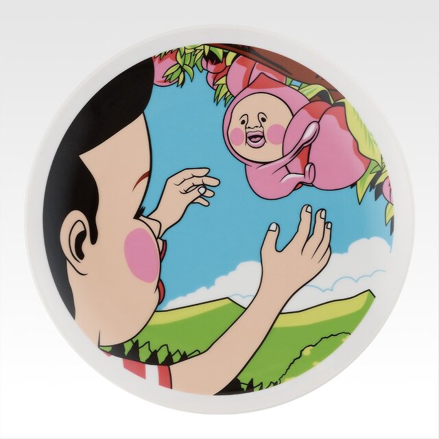 人気絵本「こびとづかん」が一番くじ化！ラストワン賞は“カクレモモジリ”の正しい持ち方を学べる桃型ダイカットクッション