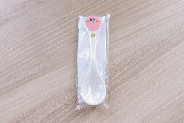 「カービィたちの超まんぞくフェス」はパッケージがとっても可愛い！オリジナルスプーンも見逃せないコラボをご紹介【商品フォトレポート】