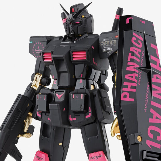 「ストライクフリーダムガンダム」が黒・ピンク・金のカラーリングでMETAL BUILD化！特徴的な見た目の「PHANTACi」コラボ商品公開