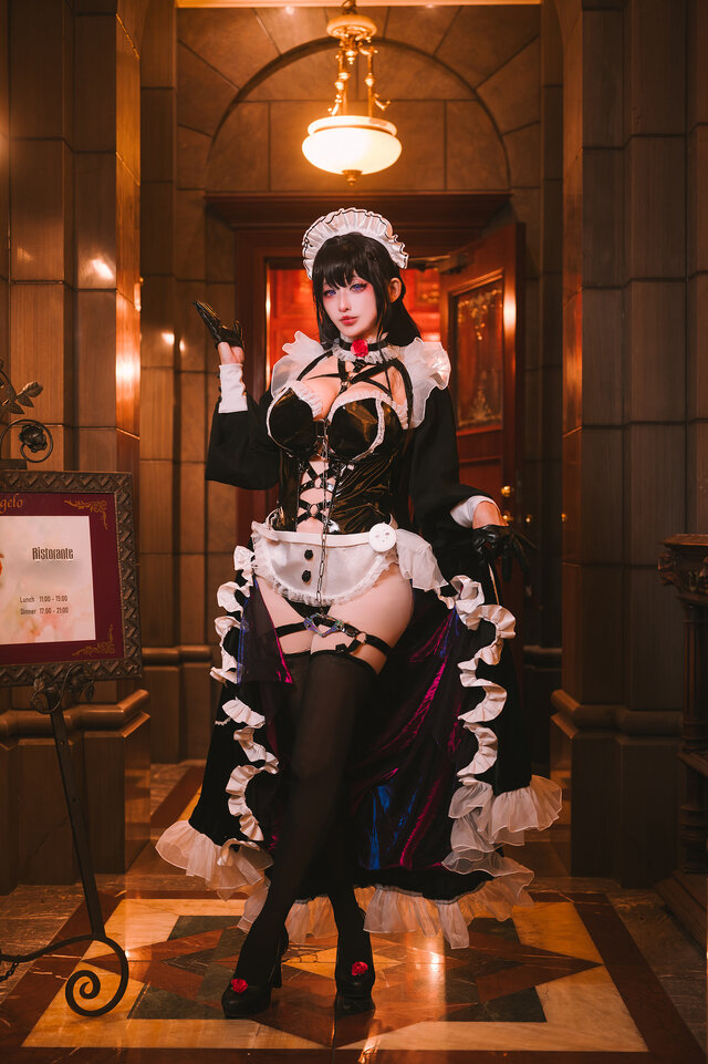 ミハラ（カフェコラボ衣装）／はる（X：@harushiki55）、撮影：まさ（X：@papio3821）