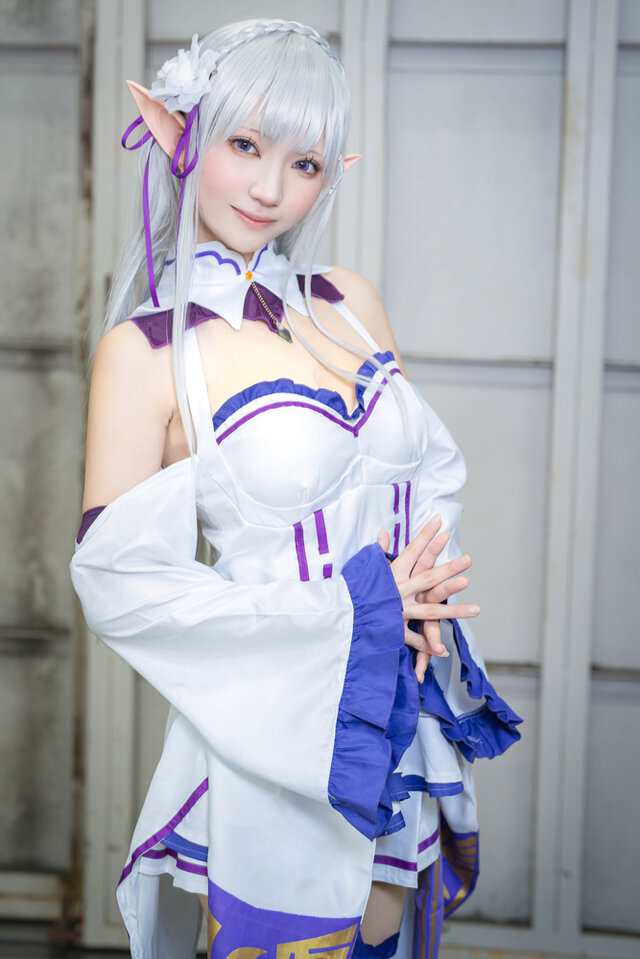 エミリア「Re:ゼロから始める異世界生活」／猫宮ハルナ（X：@Hapinachan_cos）