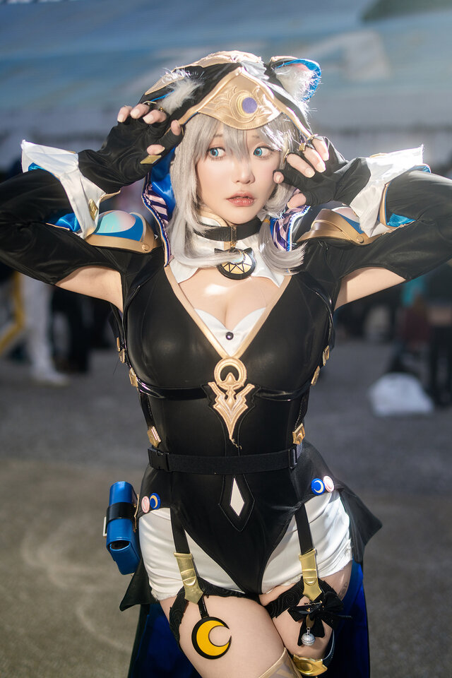 セファリア『崩壊：スターレイル』／DenKa殿下周荀（Instagram：denkakeke）【台湾】