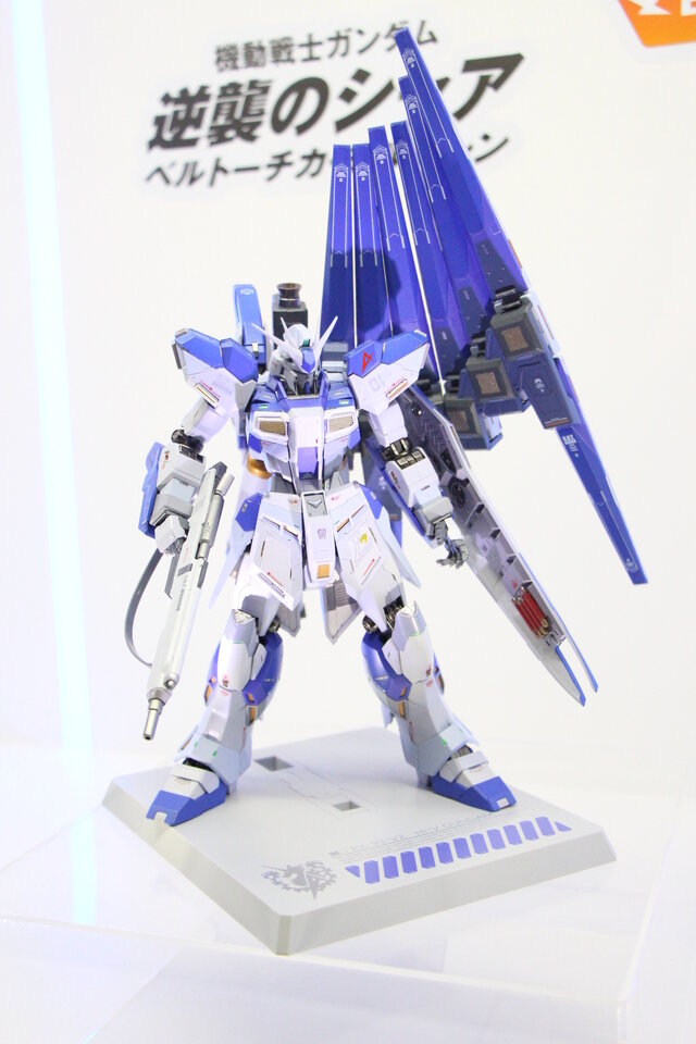 「Hi-νガンダム」がMETAL BUILDに再臨!ファンネルの背負い方がνガンダムを思わせる“2026(仮)Ver.”として商品化