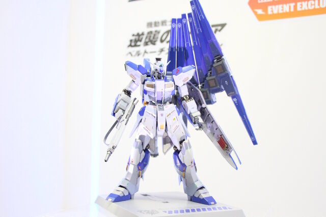「Hi-νガンダム」がMETAL BUILDに再臨！ファンネルの背負い方がνガンダムを思わせる“2026（仮）Ver.”として商品化
