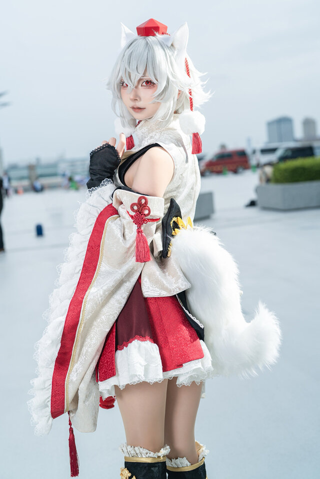 犬走椛／あんころもっち（X：@Motti_cos）