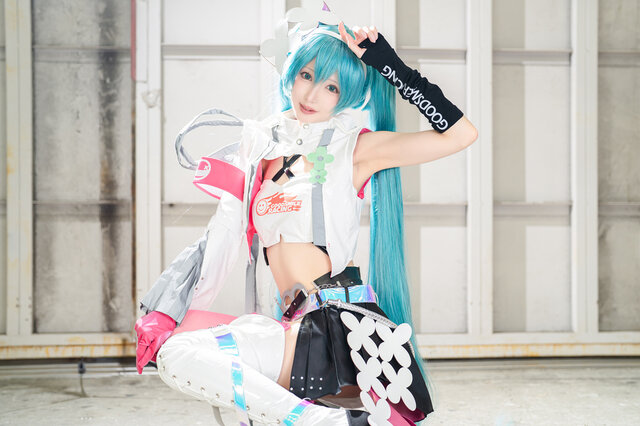 初音ミク／ななぴんく（X：@nanapink_japan）