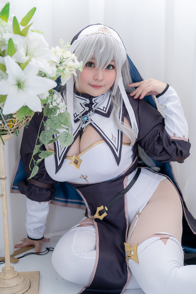 白銀ノエル／いを。（X：@iwo_cos）