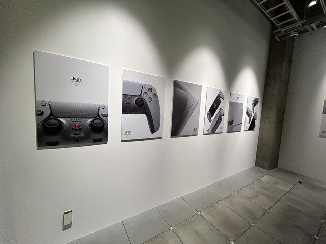 プレステ30年の歴史を“実質”リミナルスペースで体験する意味とは。PS5発売5周年を祝う「PLAY IN GINZA」に行ってきた