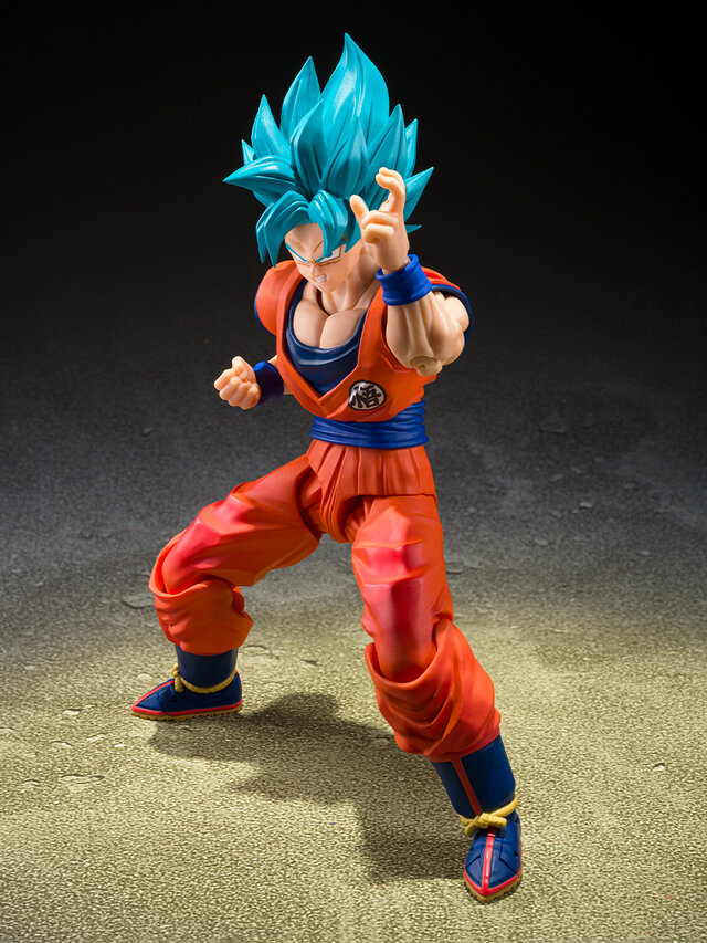 「ドラゴンボール超」より「超サイヤ人ゴッド孫悟空」アクションフィギュアが2バージョンで展開！3種の交換用表情パーツで様々なシーンを演出