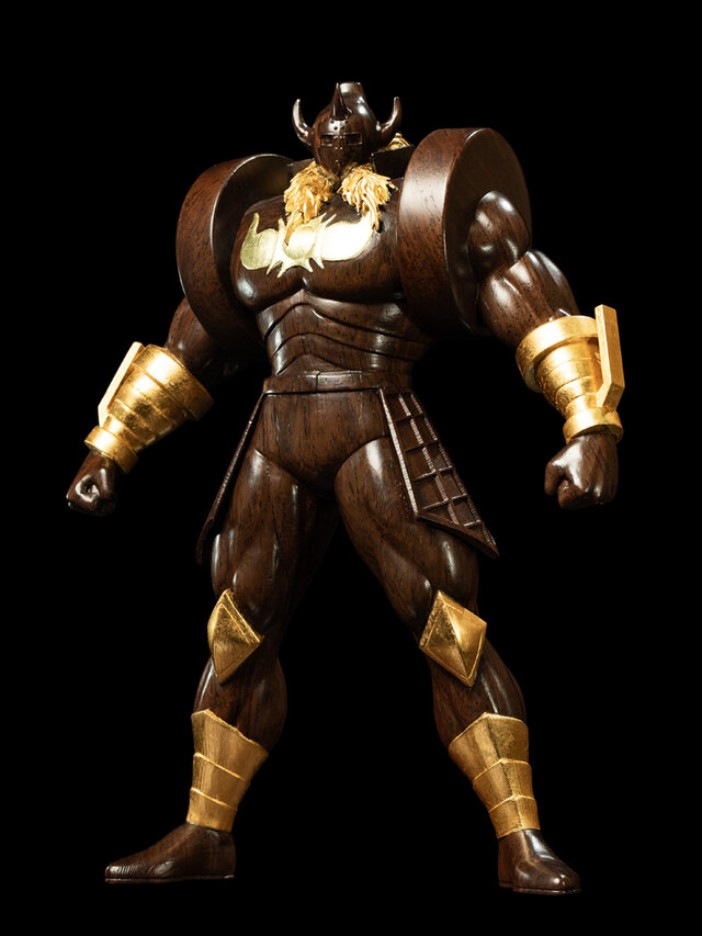 お値段約44万円の黒光りから放つ威圧感…!「キン肉マン」より「悪魔将軍」が“黒檀”と金箔を使用した豪華仕様で木彫りフィギュア化