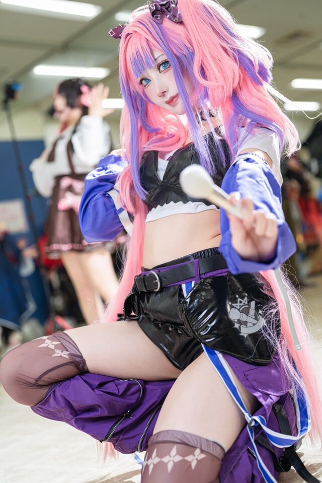 綺々羅々ヴィヴィ「ホロライブ」／壱村 あん（X：@ancho_cos）