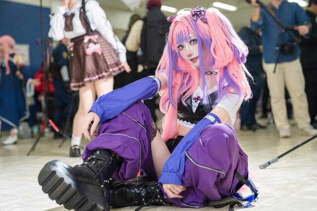 綺々羅々ヴィヴィ「ホロライブ」／壱村 あん（X：@ancho_cos）