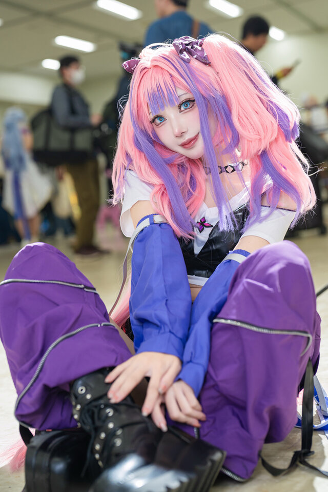 綺々羅々ヴィヴィ「ホロライブ」／壱村 あん（X：@ancho_cos）