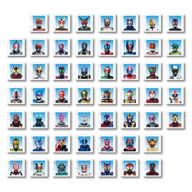 平成・令和ライダーが証明写真風にバッチリ決める！アクリルキーホルダー2種と缶バッジが予約販売