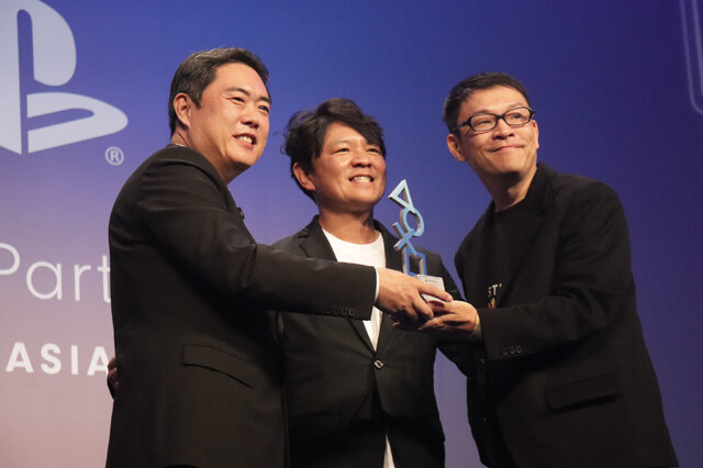 『モンハンワイルズ』3冠達成！辻本P・徳田Dが語る「発売直後の反省」や『FF14』コラボの反響ー「PS Awards 2025」合同インタビュー