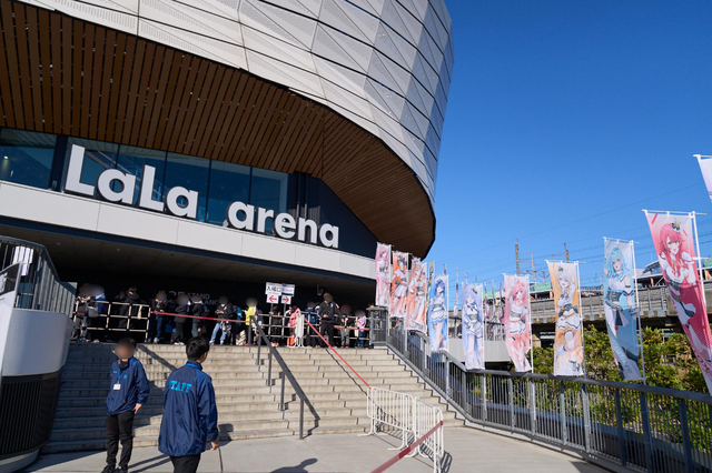 ぶいすぽっ!フェス 2025に行ってきた―ゲーム、ライブ、展示…“お祭り”の熱狂に包まれた現地の様子を写真で紹介