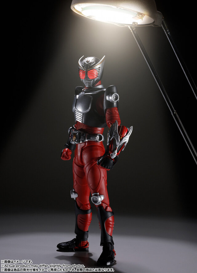 「仮面ライダー龍騎」S.H.Figuarts（真骨彫製法）が再販決定！インパクト抜群のシーンが決まる「ドラグレッダー」セットは抽選販売へ