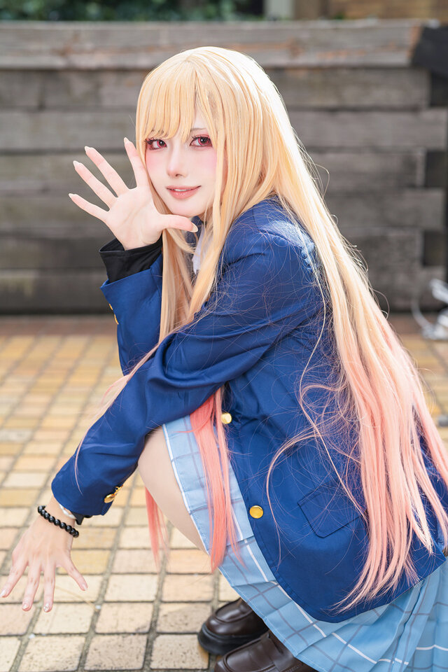 喜多川海夢「その着せ替え人形は恋をする」/百瀬サク(X:@ouran_sakura__)