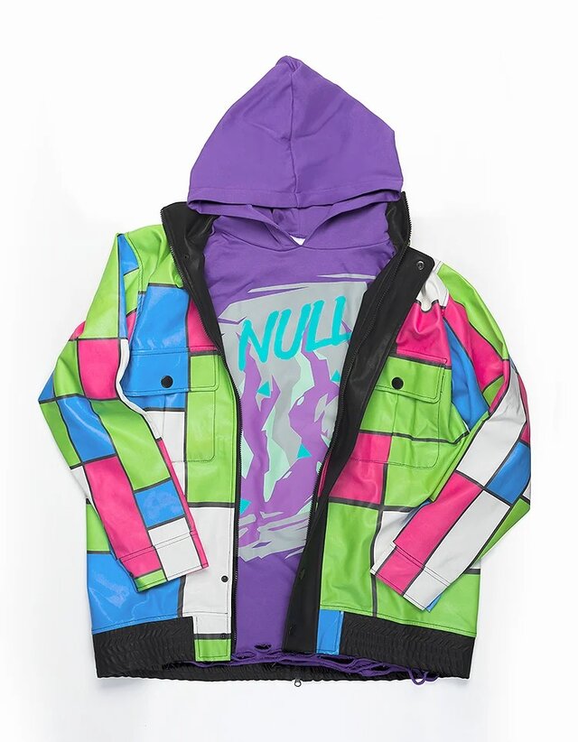 『ウマ娘』エアシャカールの私服を完全再現！「NULL」パーカーと格子柄のジャケットがラインナップ