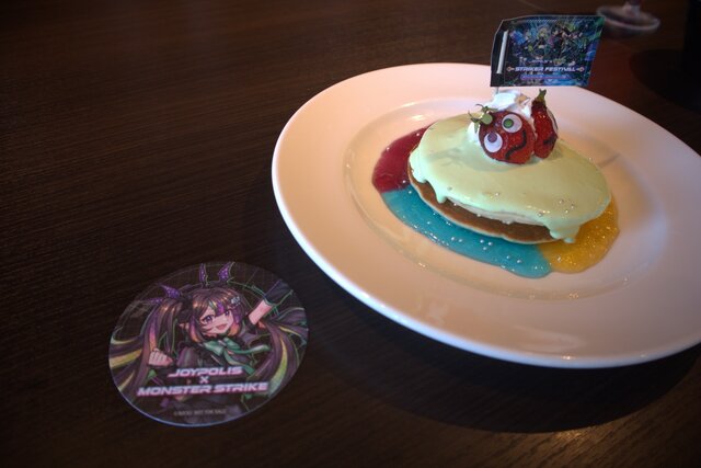 お台場がストライカーの聖地に！コラボグッズ盛りだくさんの「ジョイポリス×モンスターストライク STRIKER FESTIVAL」レポート